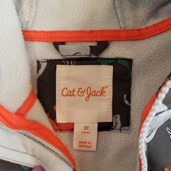 Toddler dinosaur rain jacket! - Picture 3 of 11